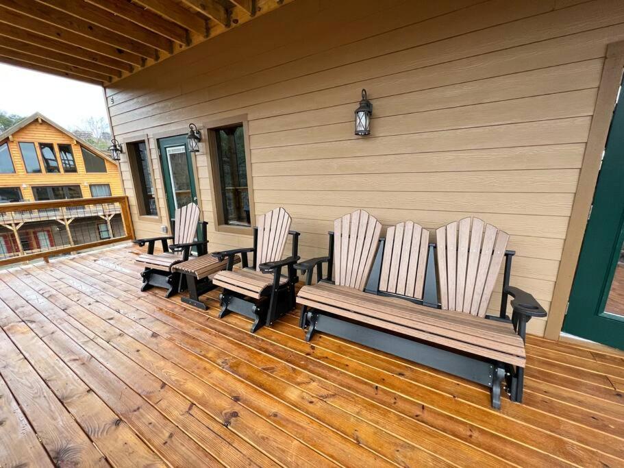 * * 4 Master Bedrooms, Views, Theater, Arcade, Evc 개틀린버그 외부 사진